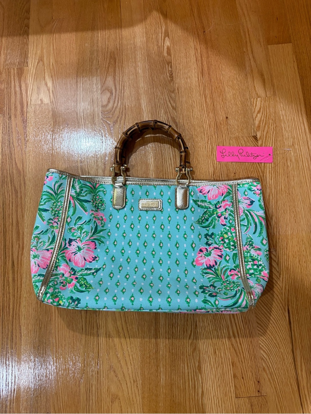 NWT Lilly Pulitzer Mint Floral Tote with Bamboo Handles